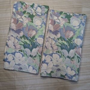 Vtg 80s Springmade Floral Standard Pillowcases Cotton Poly  Percale Cottagecore